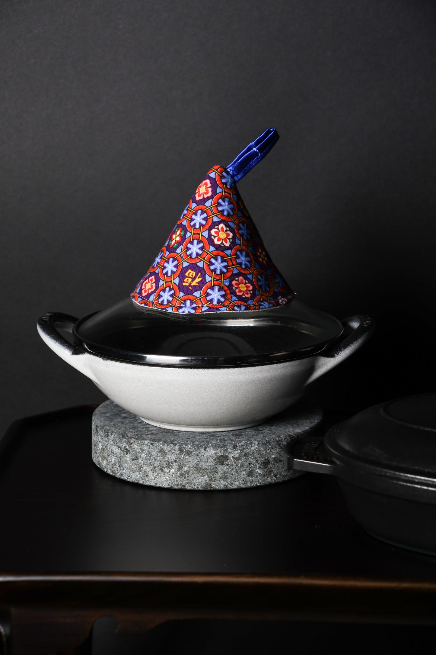 Korean Heat Hat – A Quiet Touch of Tradition (전통문양 냄비 고깔)