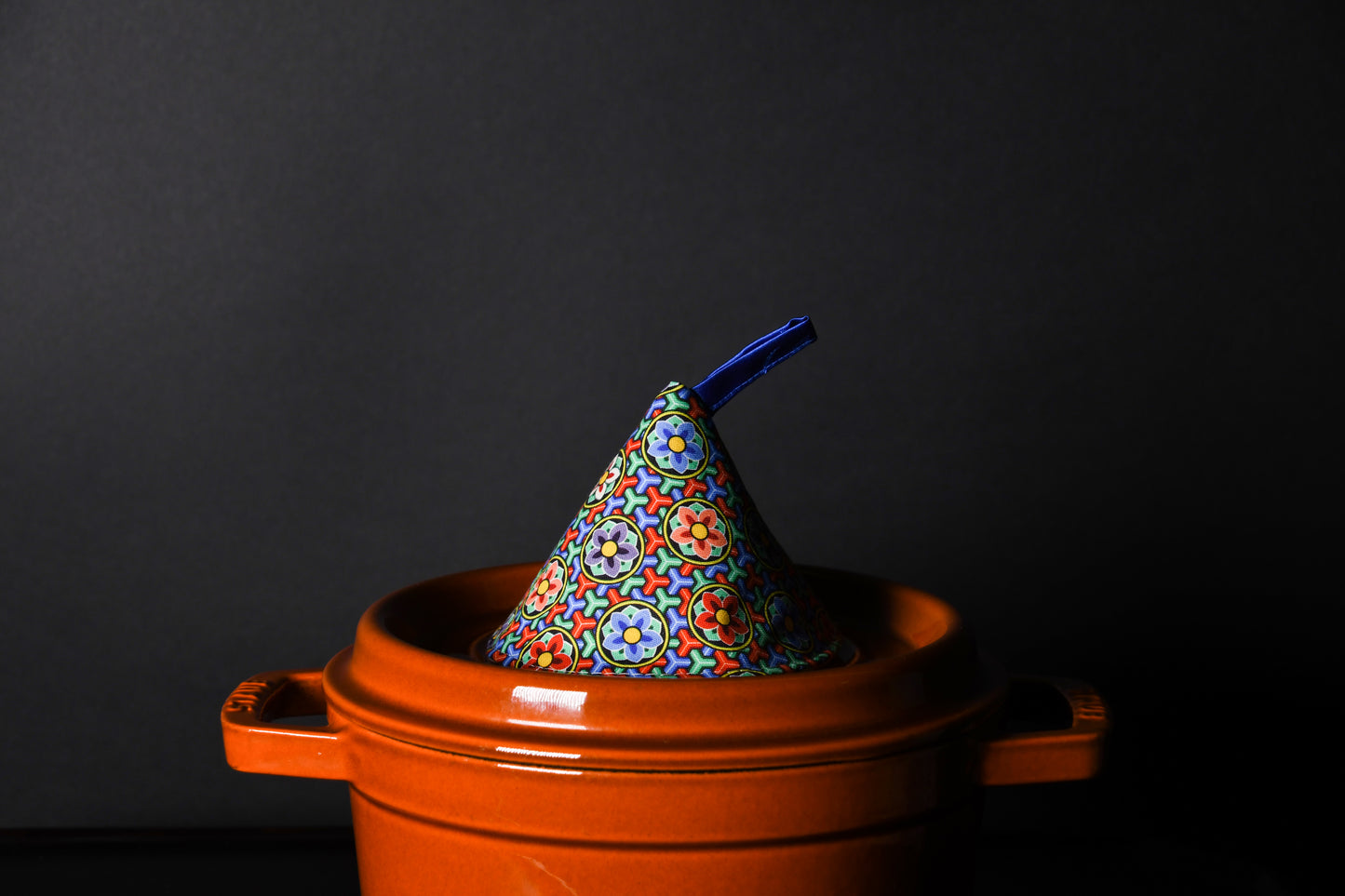 Korean Heat Hat – A Quiet Touch of Tradition (전통문양 냄비 고깔)
